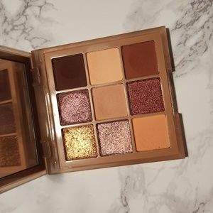 Huda beauty sand haze